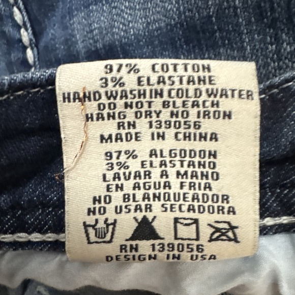 Grace In LA Women's 27 Low Rise Capri Jeans - Rhinestone Embellished Medium Wash - Picture 15 of 15